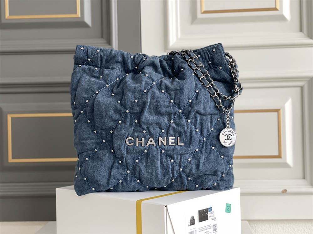 Chanel 22 bag 35cm small  2025 new 